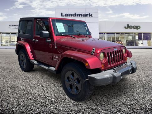 Used 2013 Jeep Wrangler Sahara w/ Connectivity Group AWD/4WD image 1