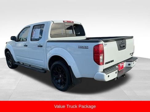 Used 2020 Nissan Frontier SV w/ Midnight Edition Floor Mats image 5