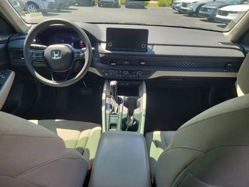 Used 2023 Honda Accord EX image 2