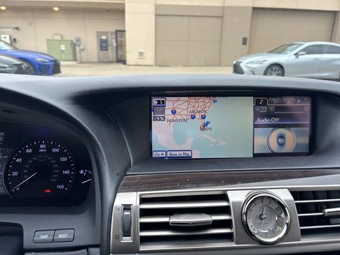 Used 2013 Lexus LS 460 w/ Comfort Pkg image 20