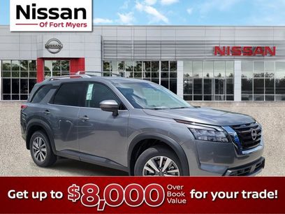 New 2025 Nissan Pathfinder SL w/ Cargo Package