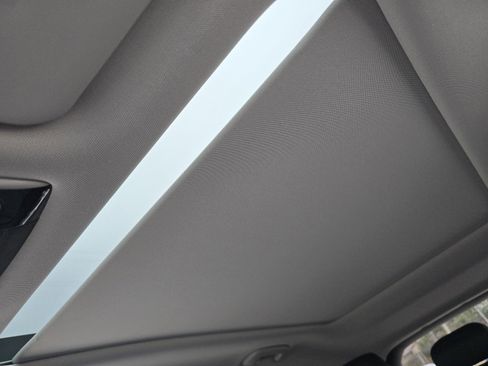 New 2026 Kia Sportage EX image 18