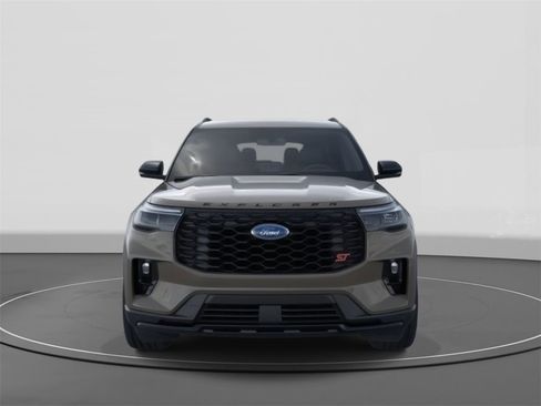 New 2026 Ford Explorer ST w/ Sun And Sound Package image 6