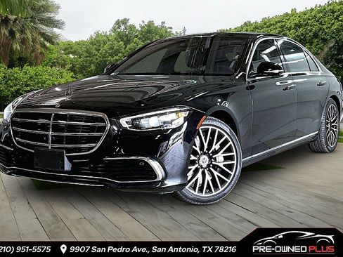 Used 2022 Mercedes-Benz S 580 4MATIC Sedan image 1
