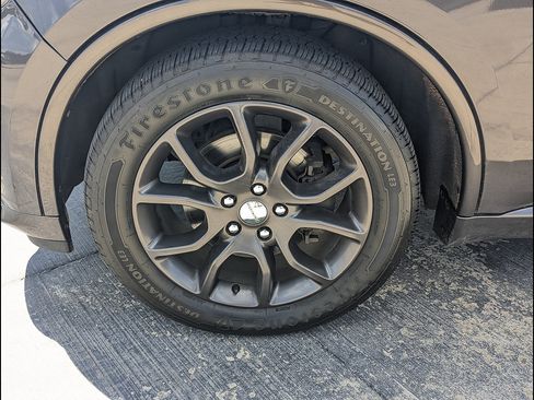 Used 2017 Dodge Durango R/T AWD/4WD image 14