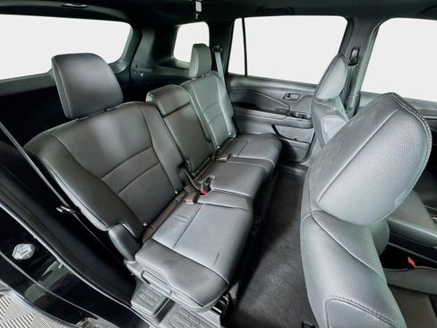 Used 2025 Honda Passport EX-L image 28