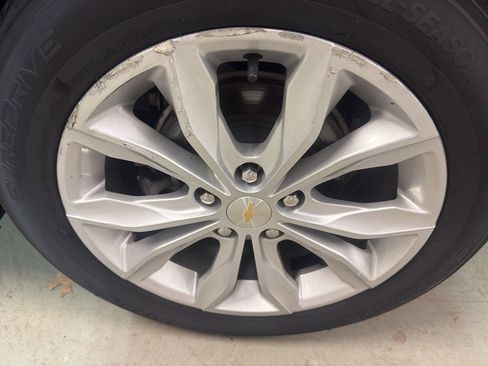 Used 2022 Chevrolet Malibu LT image 33