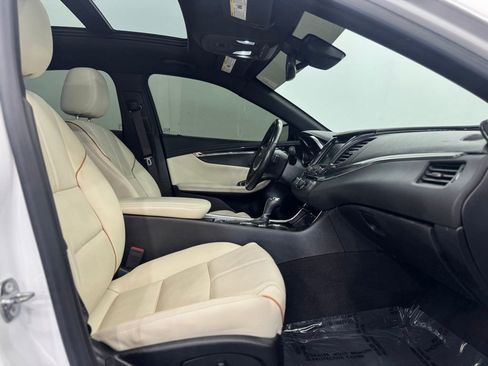 Used 2017 Chevrolet Impala Premier w/ Enhanced Convenience Package FWD image 23