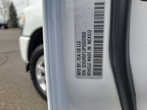 Used 2023 RAM 2500 Laramie image 29