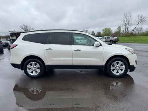 Used 2014 Chevrolet Traverse LT FWD image 6