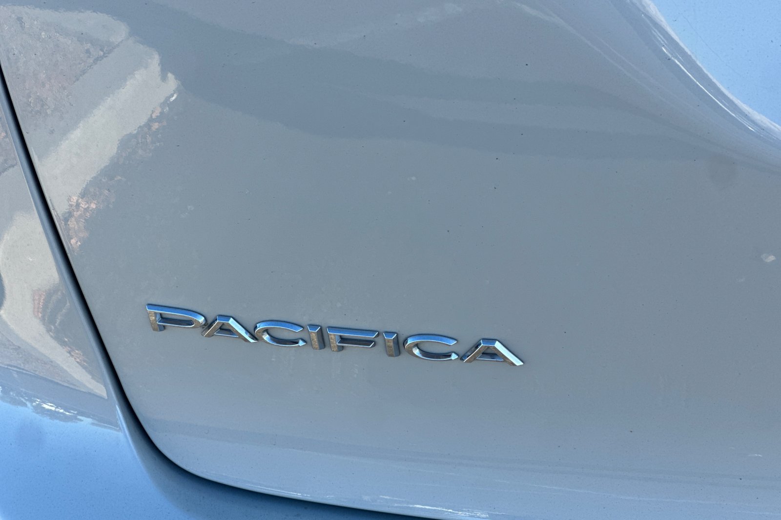 Used 2019 Chrysler Pacifica Touring-L w/ Advanced Safetytec Group FWD image 49