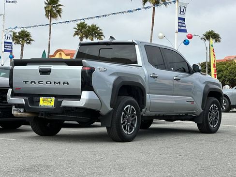 Used 2024 Toyota Tacoma TRD Sport w/ TRD Sport Premium Package RWD image 3