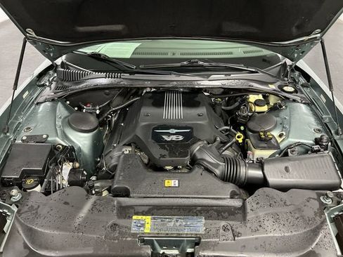 Used 2004 Ford Thunderbird Pacific Coast RWD image 25