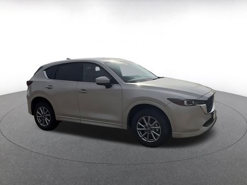 Used 2025 MAZDA CX-5 AWD 2.5 S w/ Preferred Package image 2