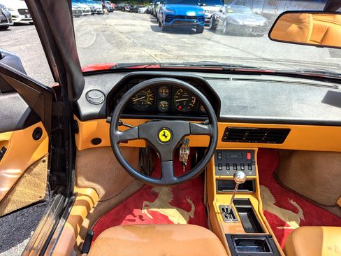 Used 1989 Ferrari Mondial Cabriolet image 15