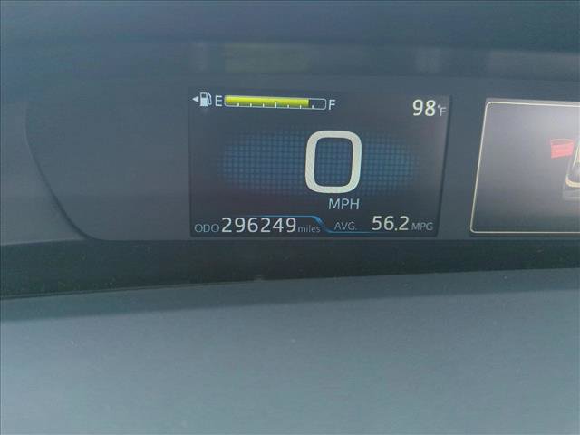Used 2022 Toyota Prius L Eco FWD image 11