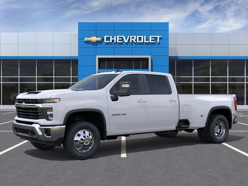 New 2026 Chevrolet Silverado 3500 LT AWD/4WD image 2