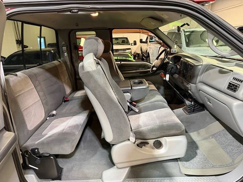 Used 2002 Ford F250 XLT AWD/4WD image 19