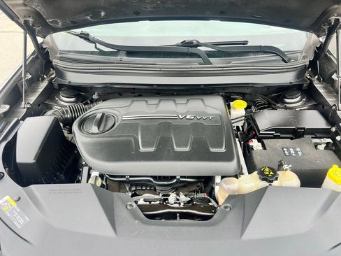 Used 2019 Jeep Cherokee Limited image 46