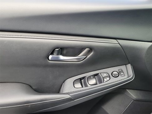 Used 2024 Nissan Sentra SV image 14