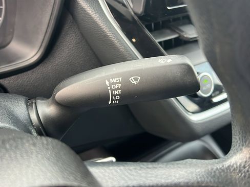 Used 2023 Toyota Corolla LE image 13