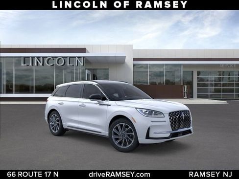 New 2026 Lincoln Corsair Grand Touring AWD/4WD image 8