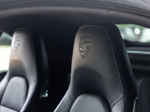 Certified 2016 Porsche 911 Carrera S RWD image 28