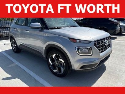 Used 2025 Hyundai Venue SEL