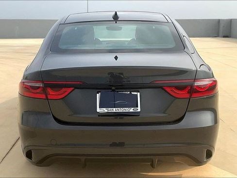 New 2024 Jaguar XF R-Dynamic SE image 4