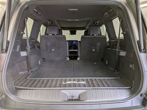 Certified 2024 Lexus GX 550 w/ Accessory Package (2T) image 33