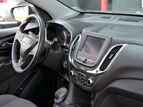 Used 2024 Chevrolet Equinox LT image 22