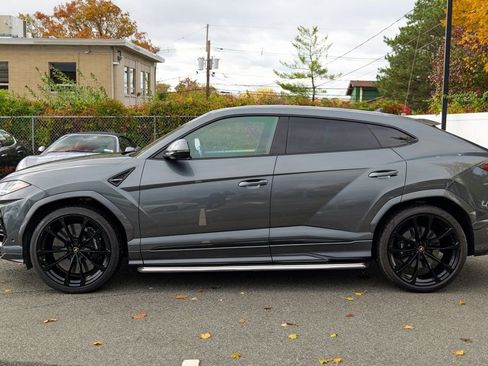 Used 2019 Lamborghini Urus Base image 4
