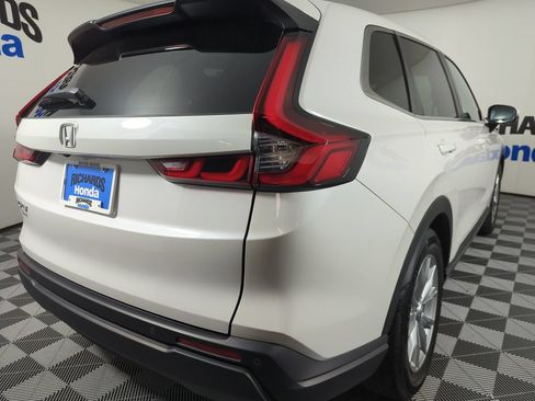 Used 2024 Honda CR-V EX-L image 5