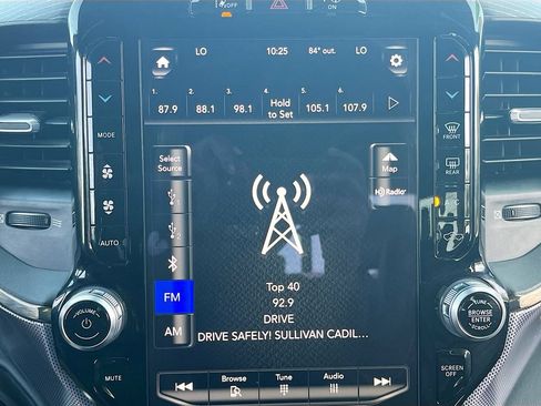 Used 2019 RAM 1500 Limited w/ Advanced Safety Group AWD/4WD image 15