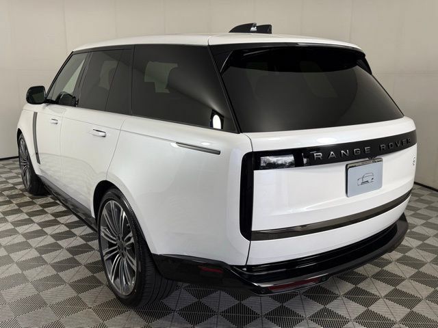 New 2026 Land Rover Range Rover SV AWD/4WD image 4