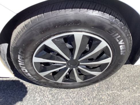 Used 2015 Toyota Corolla L w/ Body Protection Package #1 FWD image 25