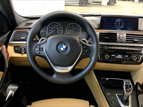 Used 2017 BMW 330i xDrive Sedan image 5