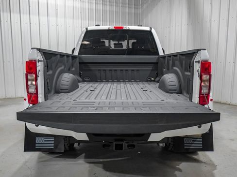 Used 2022 Ford F450 Lariat w/ Chrome Package AWD/4WD image 58