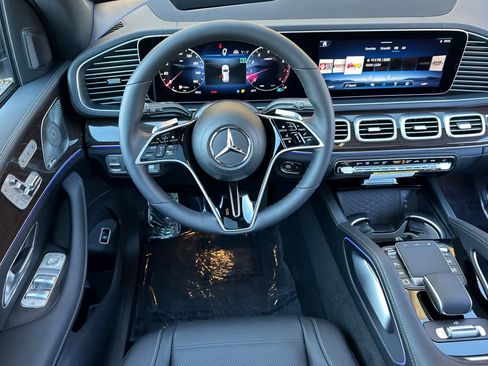 New 2026 Mercedes-Benz GLE 580 4MATIC image 13