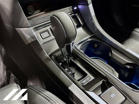 Used 2025 Subaru Ascent Bronze Edition w/ Popular Package #2 image 18