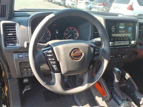 Certified 2023 Nissan Frontier PRO-4X w/ Tow Package image 12