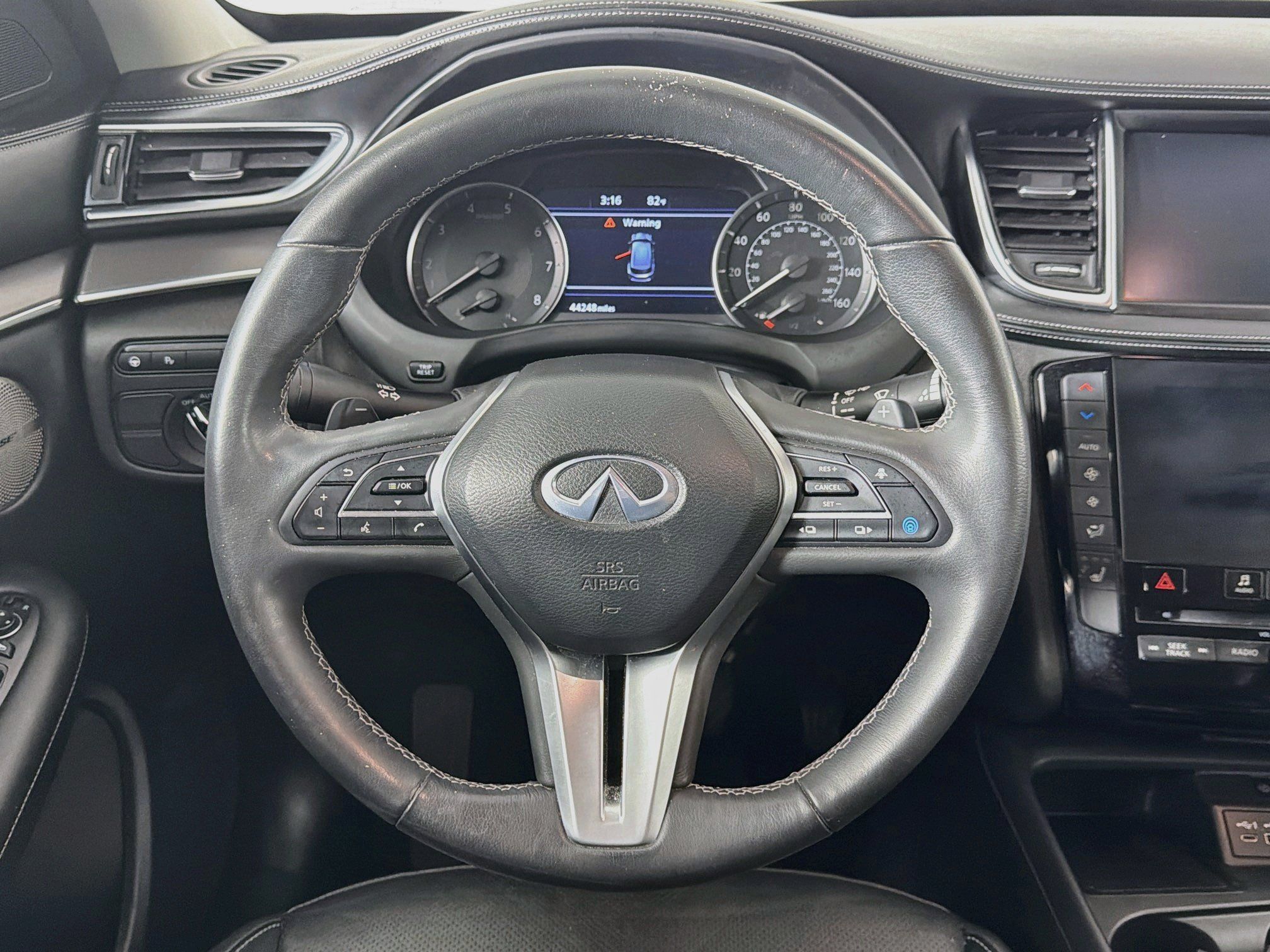 Used 2023 INFINITI QX50 Luxe FWD image 17
