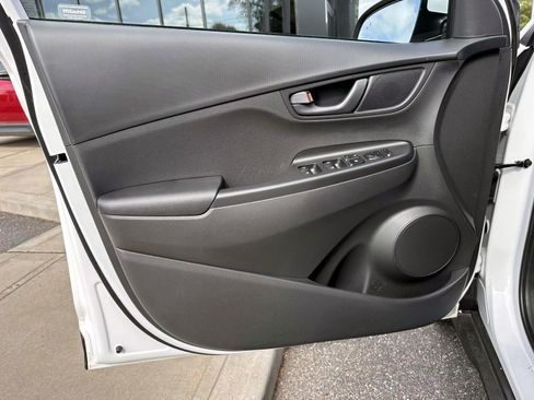 Used 2023 Hyundai Kona SEL AWD/4WD image 8