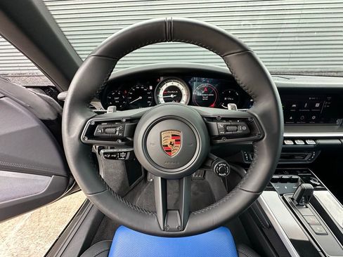 Used 2025 Porsche 911 Turbo S image 18