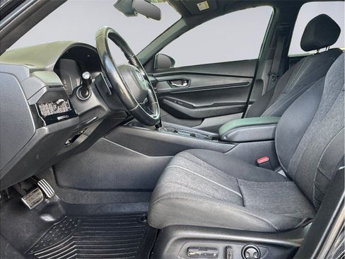 Used 2023 Honda Accord Sport image 10