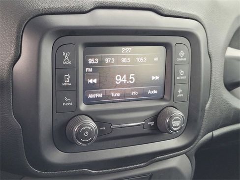 Certified 2019 Jeep Renegade Sport image 9