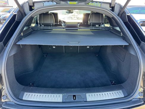 Used 2020 Land Rover Range Rover Velar R-Dynamic HSE image 31