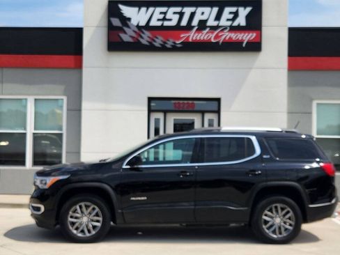 Used 2017 GMC Acadia SLT FWD image 27