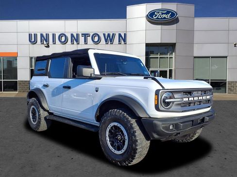 Used 2022 Ford Bronco Big Bend w/ Sasquatch Package image 1