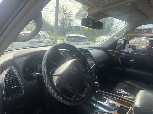 Used 2020 Nissan Armada SL w/ Premium Package image 18